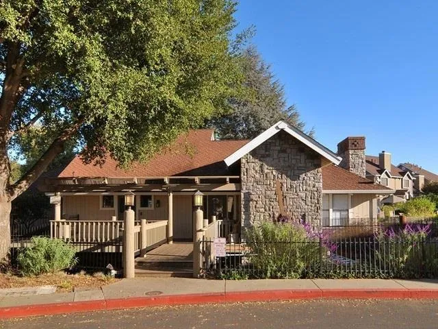 17165 Creekside Circle, Morgan Hill, California 95037