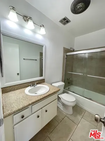 617 N Sweetzer Avenue 6, West Hollywood, California 90048
