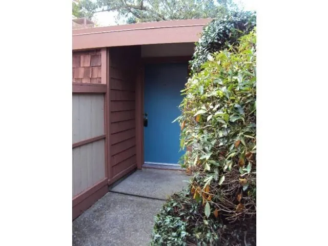 500 W Middlefield Road 8, Mountain View, California 94043