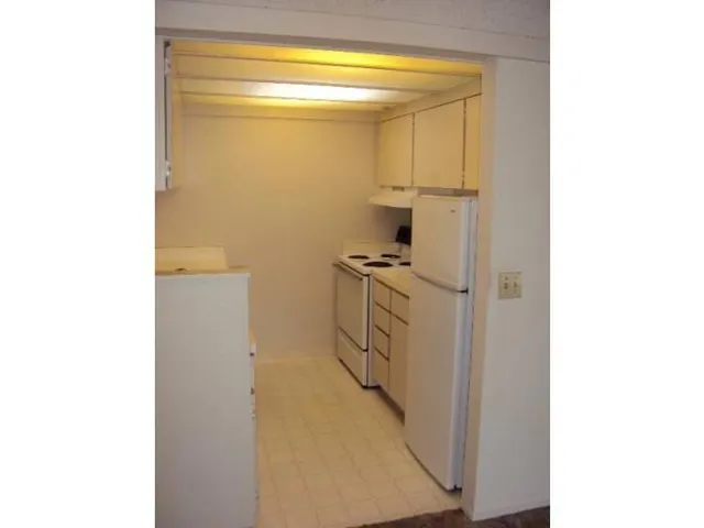 500 W Middlefield Road 8, Mountain View, California 94043