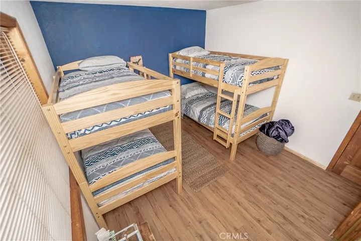725 Temple Lane, Big Bear, California 92315