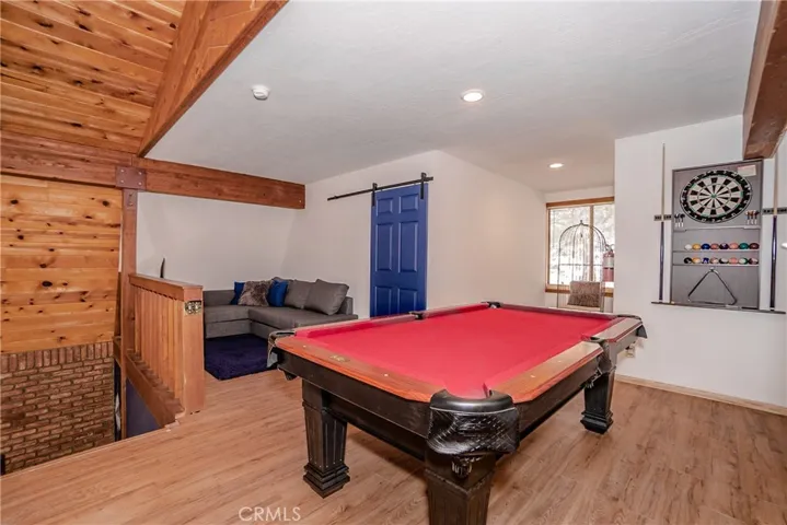 725 Temple Lane, Big Bear, California 92315