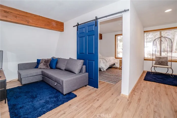 725 Temple Lane, Big Bear, California 92315