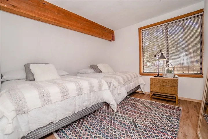 725 Temple Lane, Big Bear, California 92315