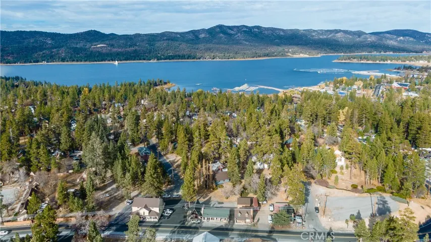 725 Temple Lane, Big Bear, California 92315