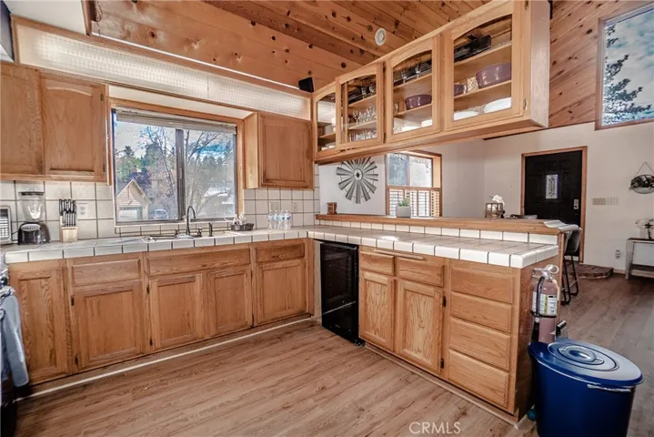 725 Temple Lane, Big Bear, California 92315