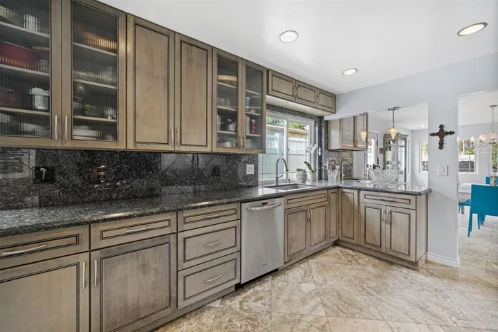 4114 Alana Cir, Oceanside, California 92056