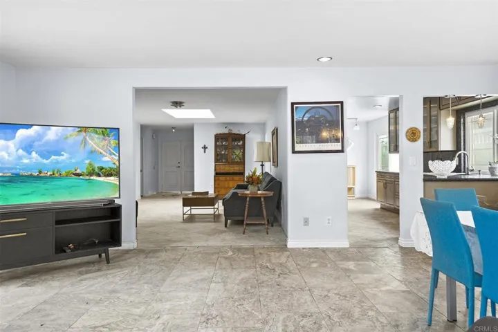 4114 Alana Cir, Oceanside, California 92056