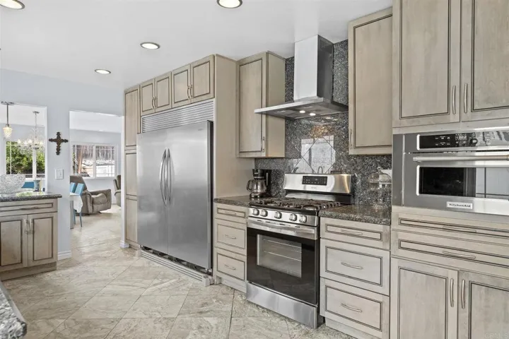 4114 Alana Cir, Oceanside, California 92056
