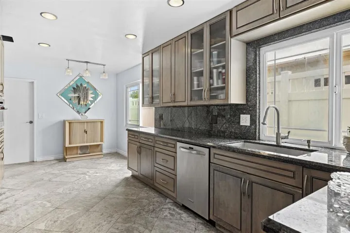 4114 Alana Cir, Oceanside, California 92056