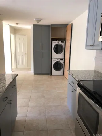745 E Bradley Avenue 30, El Cajon, California 92021