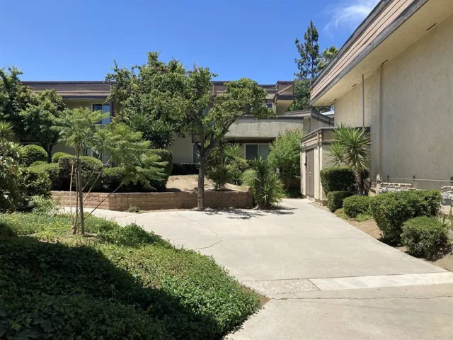 745 E Bradley Avenue 30, El Cajon, California 92021