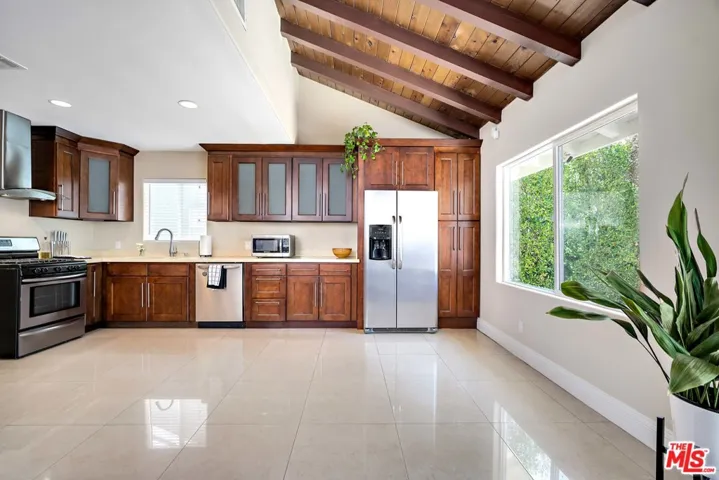 spacious kitchen