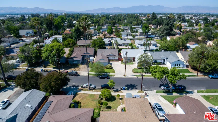 straight view from above