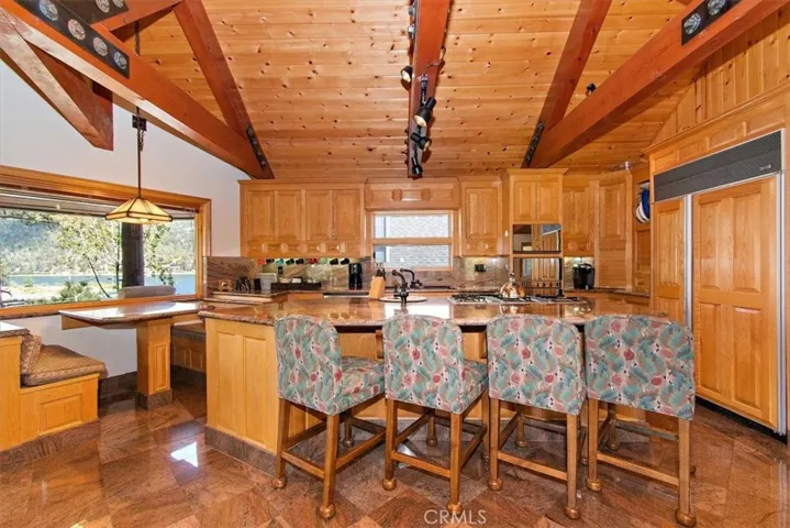 591 Cove Drive, Big Bear, California 92315