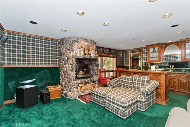 591 Cove Drive, Big Bear, California 92315