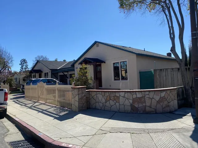 11021106 Clinton Street, Redwood City, California 94061