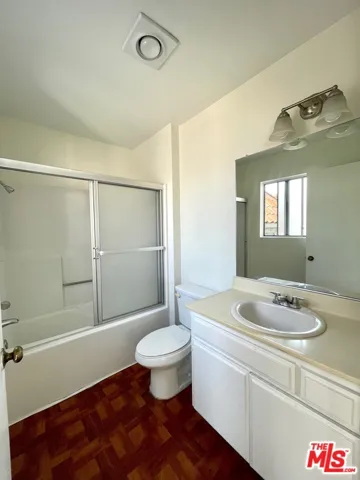 1529 S Bundy Drive 202, Los Angeles, California 90025