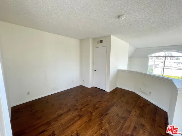 1529 S Bundy Drive 202, Los Angeles, California 90025