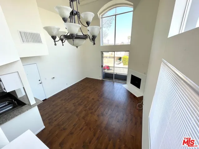 1529 S Bundy Drive 202, Los Angeles, California 90025