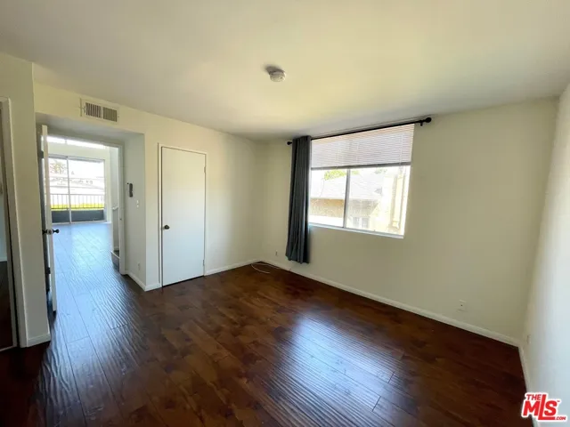 1529 S Bundy Drive 202, Los Angeles, California 90025