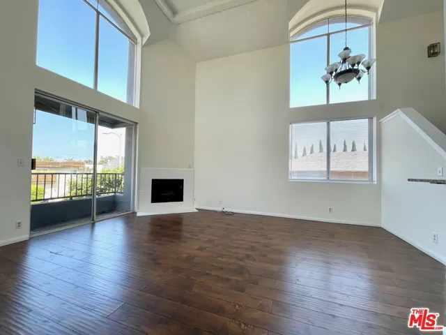 1529 S Bundy Drive 202, Los Angeles, California 90025