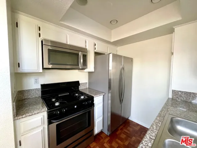 1529 S Bundy Drive 202, Los Angeles, California 90025