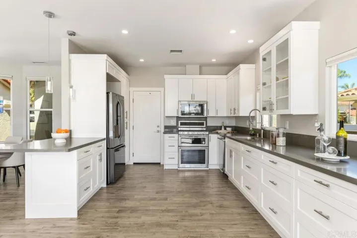4255 Clearview Drive, Carlsbad, California 92008