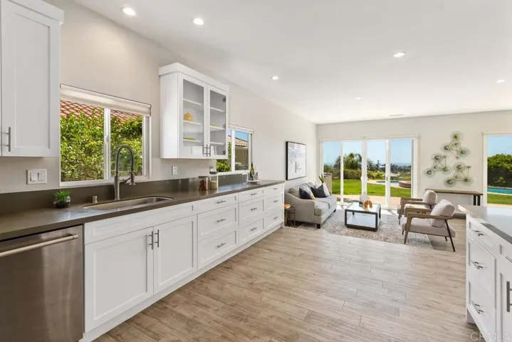 4255 Clearview Drive, Carlsbad, California 92008