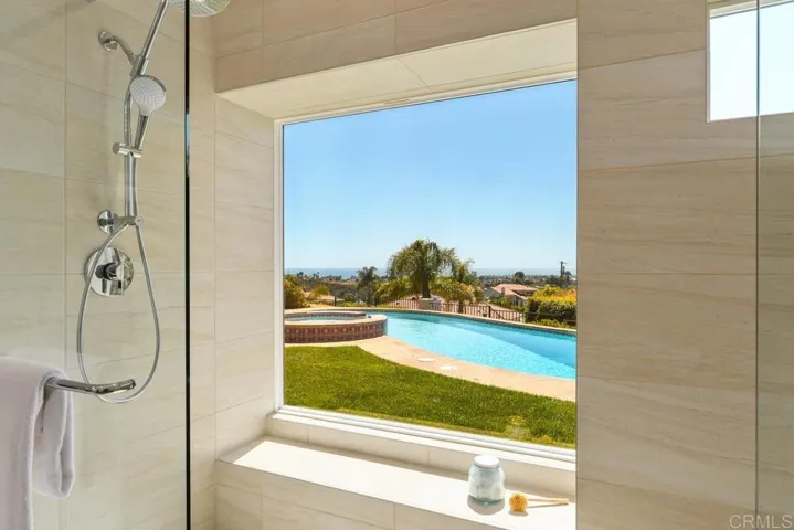 4255 Clearview Drive, Carlsbad, California 92008