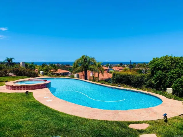 4255 Clearview Drive, Carlsbad, California 92008