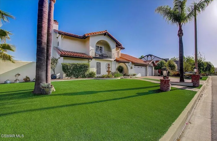 Spectacular Front Garden