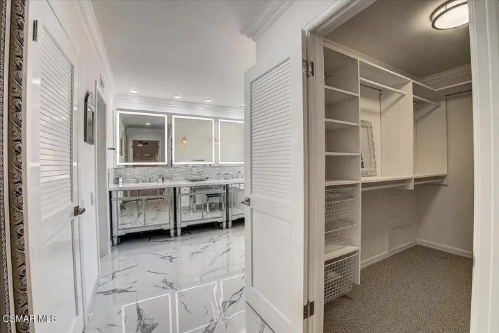 MST Bathroom w Walk-in Closet