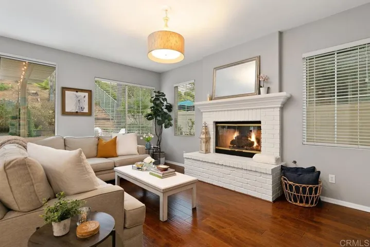 2842 Avenida Valera, Carlsbad, California 92009