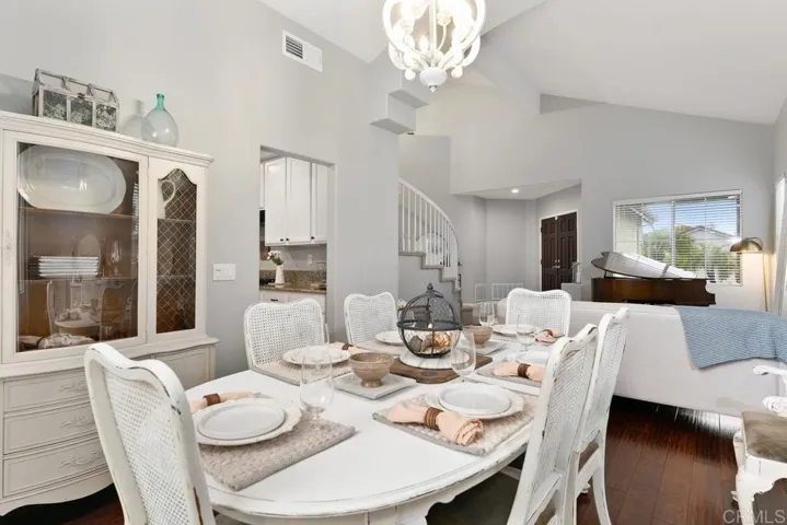 2842 Avenida Valera, Carlsbad, California 92009