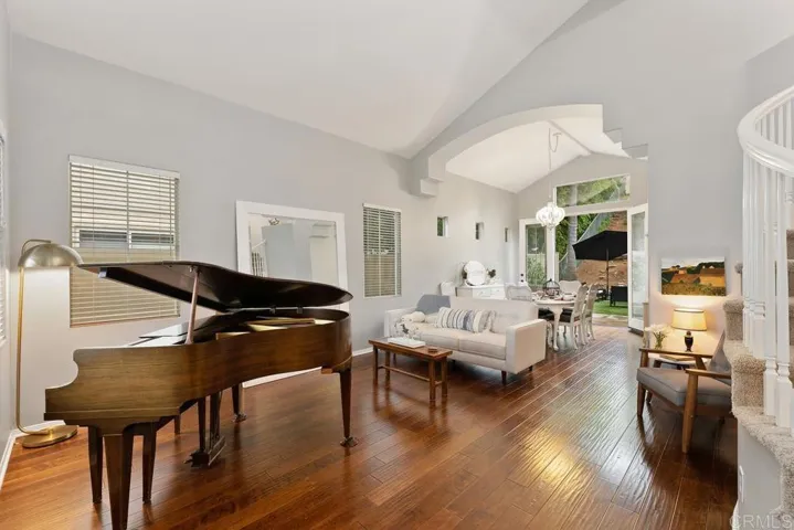 2842 Avenida Valera, Carlsbad, California 92009