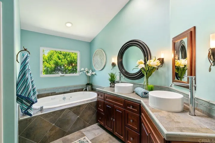 1738 Red Barn Road, Encinitas, California 92024