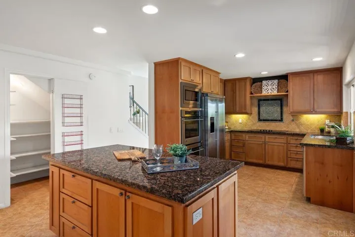 1738 Red Barn Road, Encinitas, California 92024