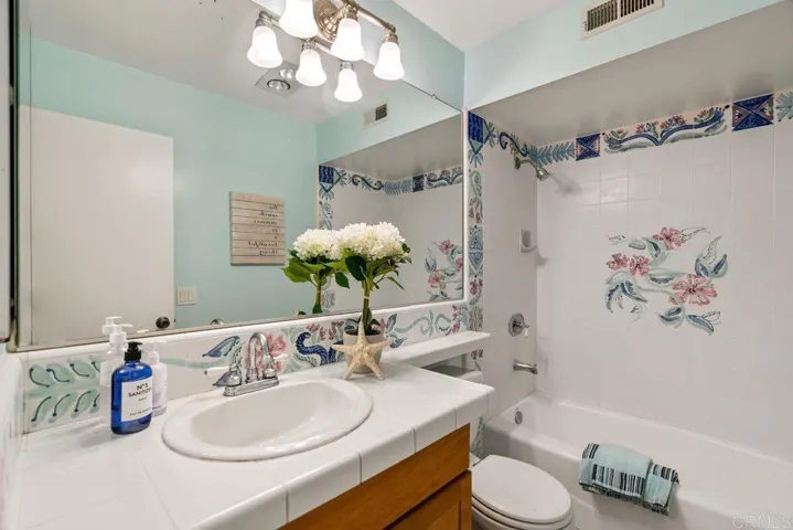 1738 Red Barn Road, Encinitas, California 92024