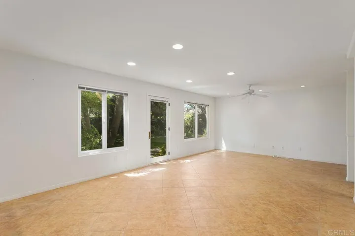 1738 Red Barn Road, Encinitas, California 92024