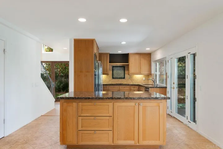 1738 Red Barn Road, Encinitas, California 92024