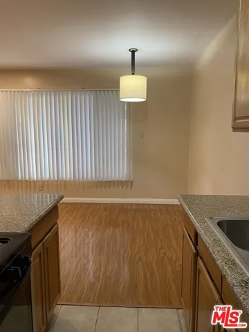 1552 Brockton Avenue 1, Los Angeles, California 90025