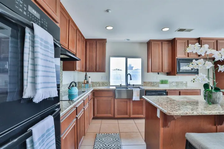2956 Lake Breeze Court, Spring Valley, California 91977