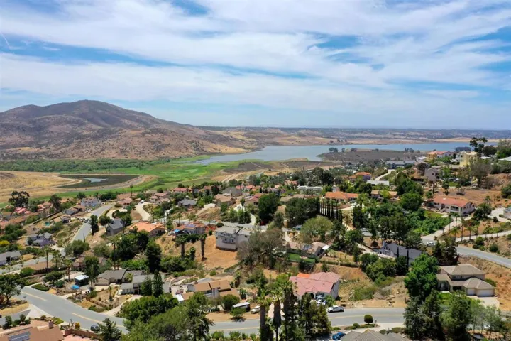 2956 Lake Breeze Court, Spring Valley, California 91977