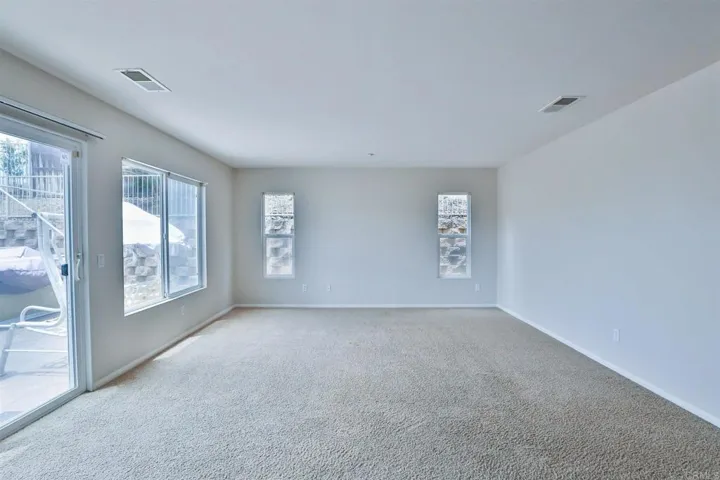 2956 Lake Breeze Court, Spring Valley, California 91977