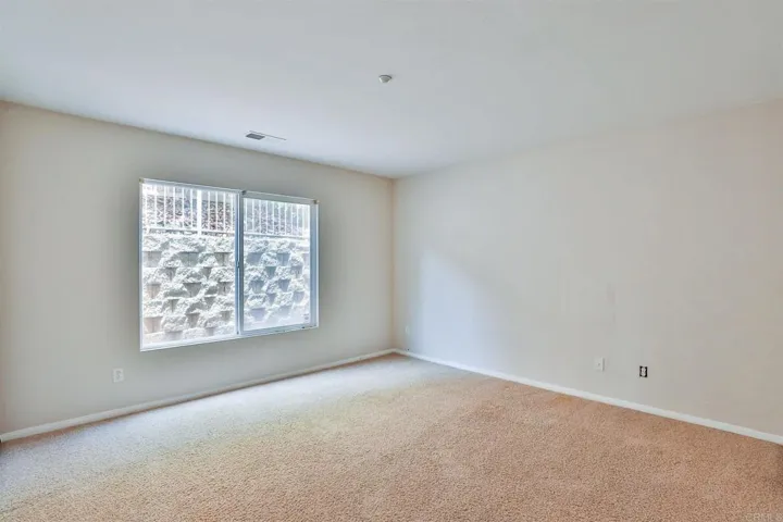 2956 Lake Breeze Court, Spring Valley, California 91977