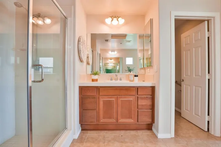2956 Lake Breeze Court, Spring Valley, California 91977