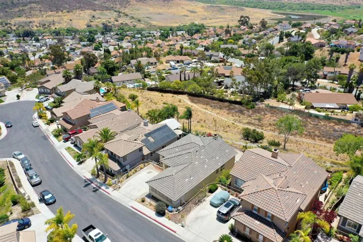 2956 Lake Breeze Court, Spring Valley, California 91977