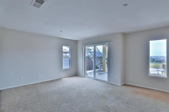 2956 Lake Breeze Court, Spring Valley, California 91977