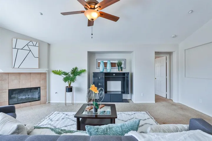2956 Lake Breeze Court, Spring Valley, California 91977
